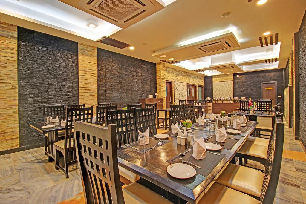 Hotel Nawalgarh Plaza Ngoại thất bức ảnh