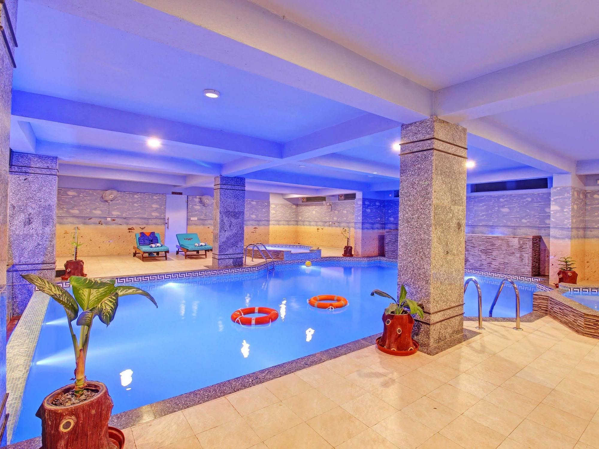 Hotel Nawalgarh Plaza Ngoại thất bức ảnh